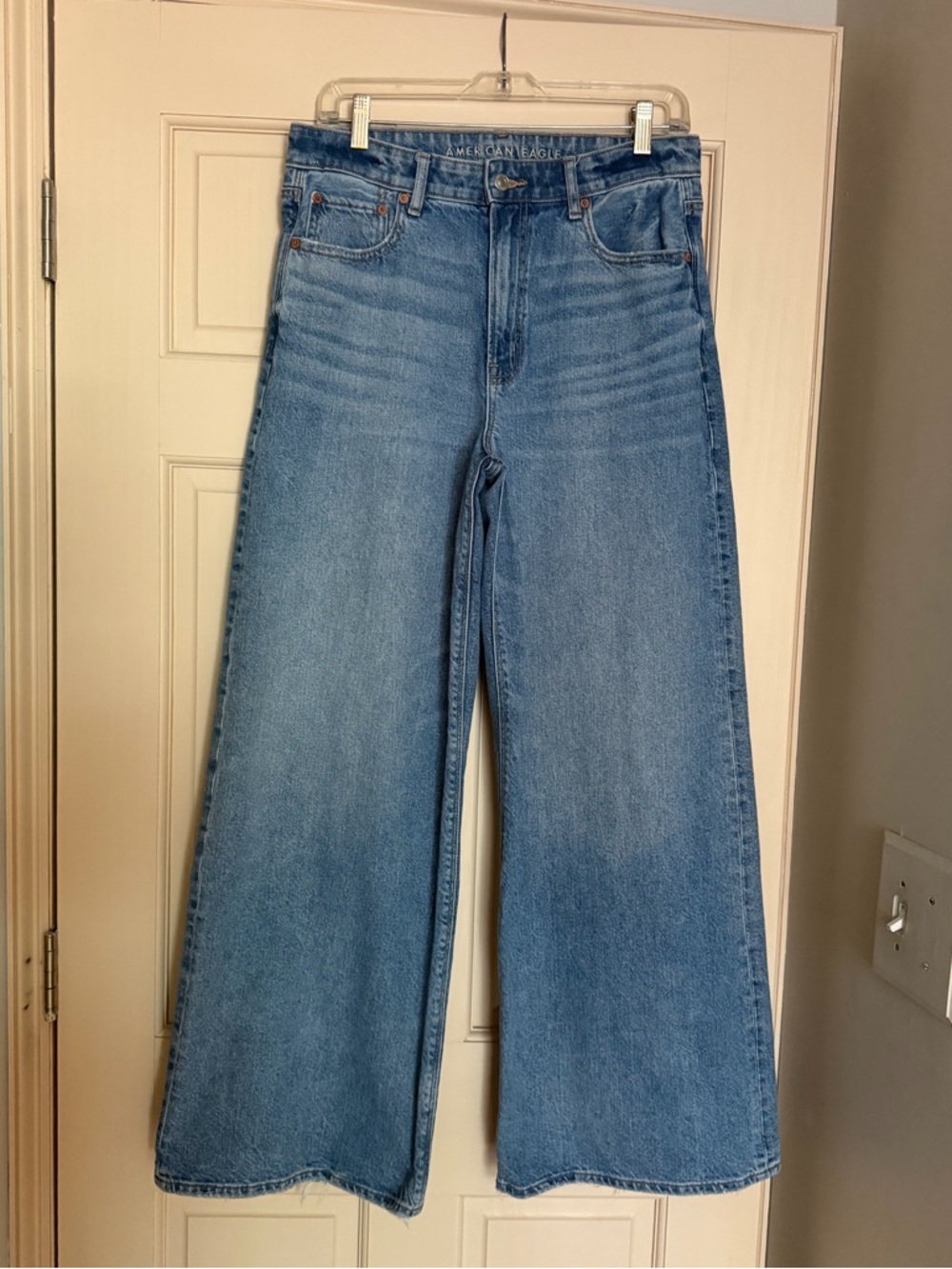 American Eagle Outfitters Ultra Wide Leg Jeans